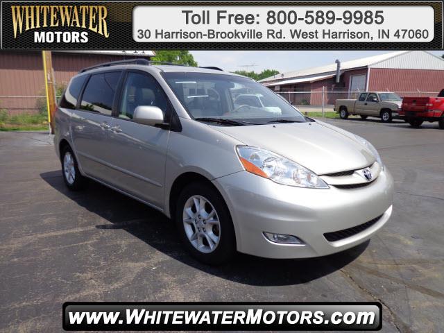 2006 Toyota Sienna FX35 AWD