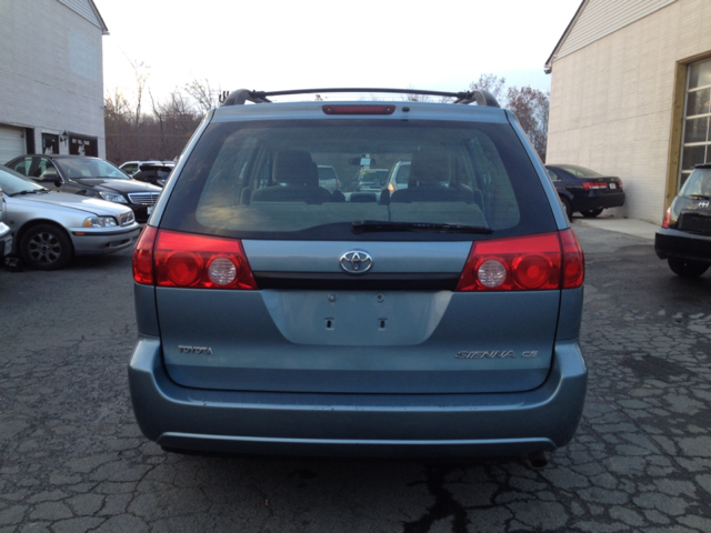 2006 Toyota Sienna XLT 4.6L 4WD
