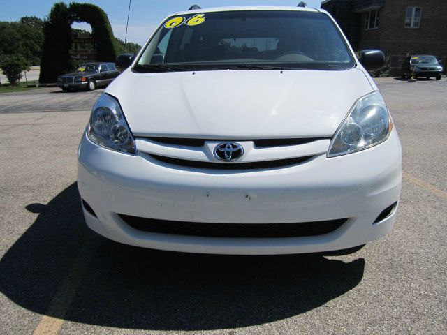 2006 Toyota Sienna Eddie Bauer 5.4L 4WD
