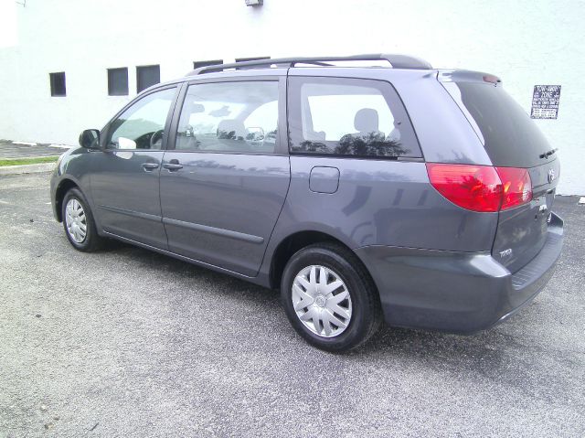 2006 Toyota Sienna Eddie Bauer 5.4L 4WD