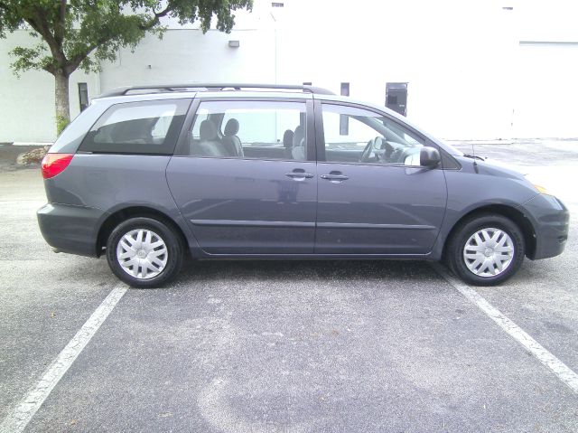 2006 Toyota Sienna Eddie Bauer 5.4L 4WD