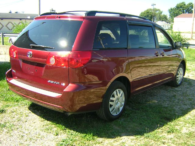 2006 Toyota Sienna XLT 4.6L 4WD