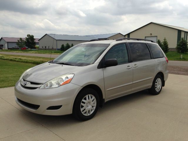 2006 Toyota Sienna XLT 4.6L 4WD