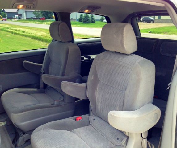 2006 Toyota Sienna XLT 4.6L 4WD