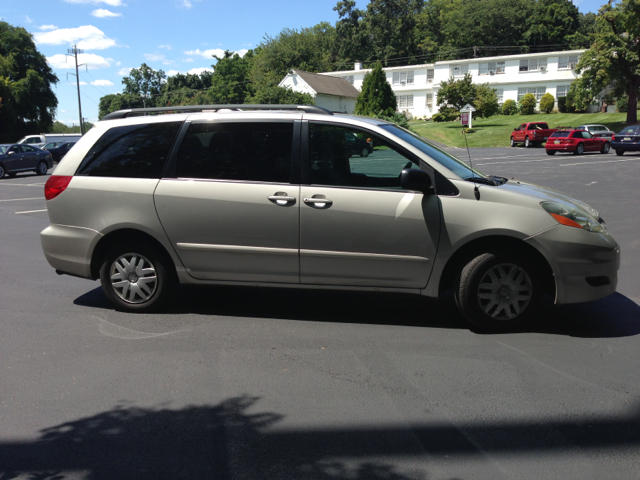 2006 Toyota Sienna XLT 4.6L 4WD