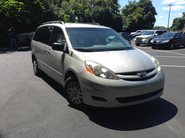2006 Toyota Sienna XLT 4.6L 4WD