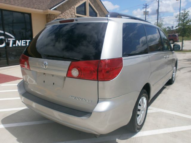 2006 Toyota Sienna XLT 4.6L 4WD