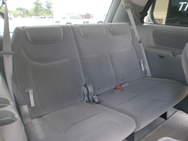 2006 Toyota Sienna XLT 4.6L 4WD
