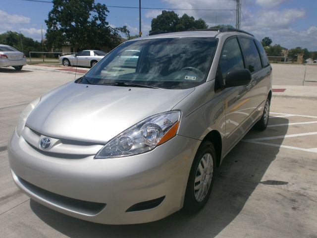 2006 Toyota Sienna XLT 4.6L 4WD