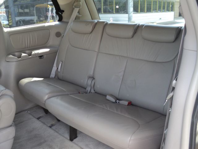 2006 Toyota Sienna XLT 4.6L 4WD