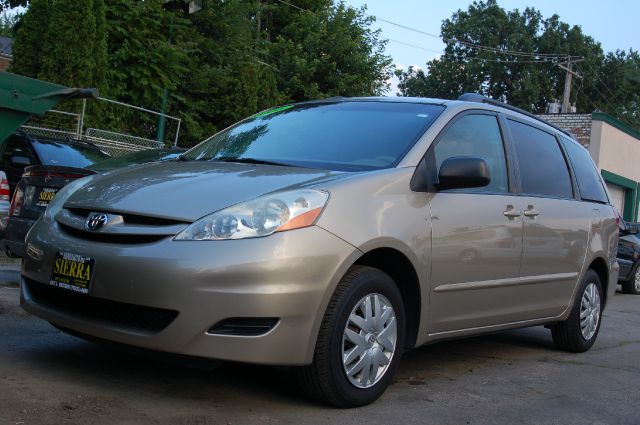 2006 Toyota Sienna 750i TRUE Sport