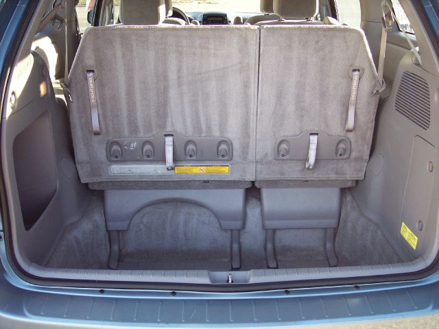 2006 Toyota Sienna XLT 4.6L 4WD