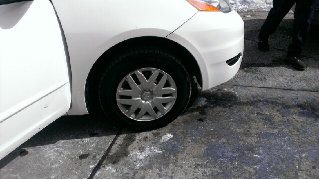 2006 Toyota Sienna XLT 4.6L 4WD