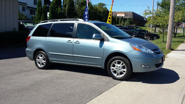 2006 Toyota Sienna XLT 4.6L 4WD