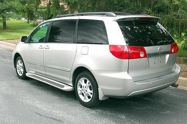2006 Toyota Sienna Eddie Bauer 4x4