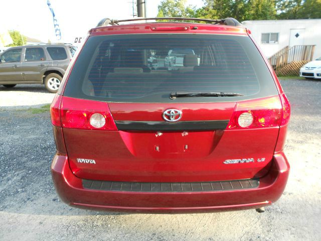 2006 Toyota Sienna XLT 4.6L 4WD