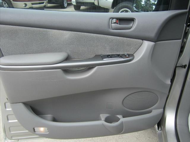 2006 Toyota Sienna Unknown