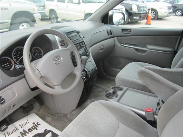 2006 Toyota Sienna Unknown