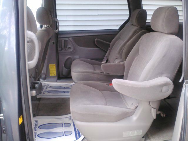 2006 Toyota Sienna 4.6L XLT Sport