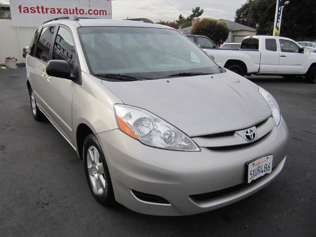 2006 Toyota Sienna XLT 4.6L 4WD