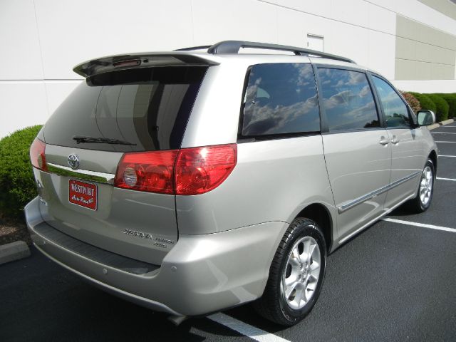 2006 Toyota Sienna XLT 4.6L 4WD