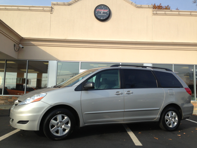 2006 Toyota Sienna XLT 4.6L 4WD