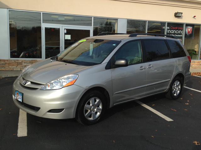 2006 Toyota Sienna XLT 4.6L 4WD