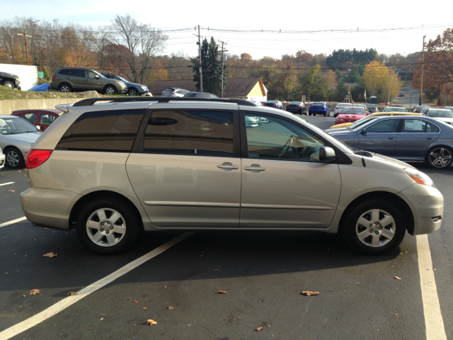 2006 Toyota Sienna XLT 4.6L 4WD