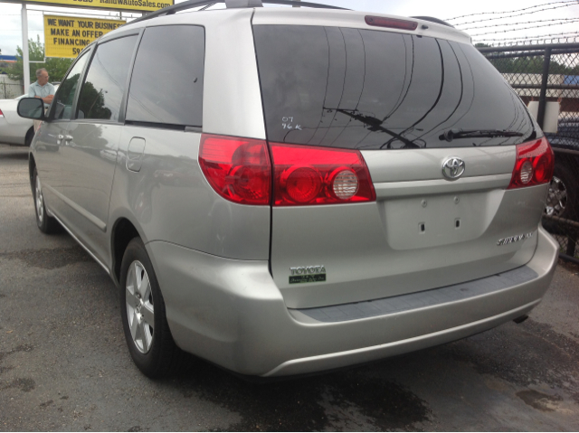 2007 Toyota Sienna SR5 Sport Edition