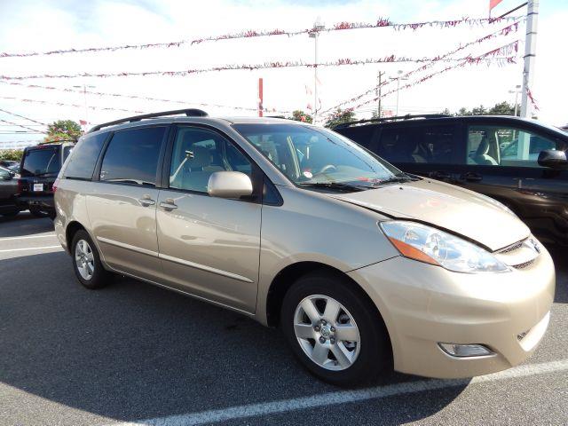 2007 Toyota Sienna GT Black Leather