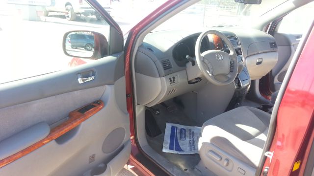 2007 Toyota Sienna GT Black Leather