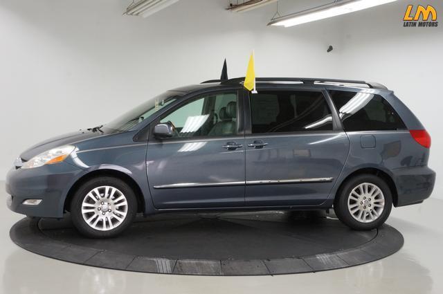 2007 Toyota Sienna Unknown
