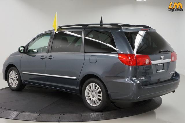 2007 Toyota Sienna Unknown