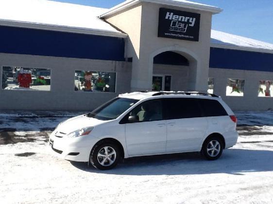 2007 Toyota Sienna XLT, Local Trade In
