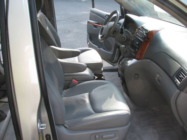 2007 Toyota Sienna SR5 Sport Edition