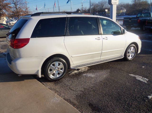 2007 Toyota Sienna GT Black Leather