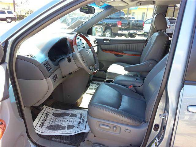 2007 Toyota Sienna SR5 Sport Edition