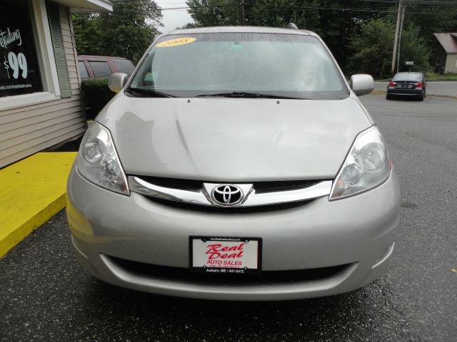 2008 Toyota Sienna XLT 4.6L 4WD
