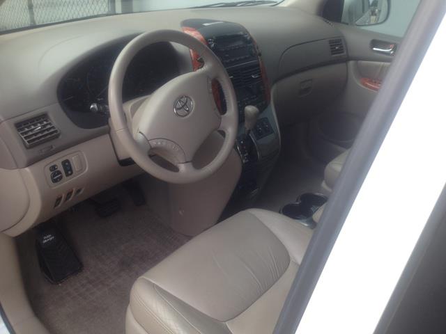 2008 Toyota Sienna SR5 Sport Edition