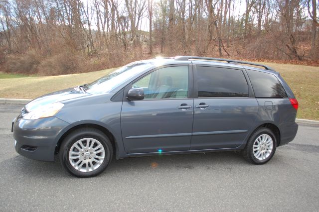2008 Toyota Sienna Windstar Fleet A