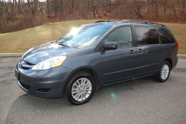 2008 Toyota Sienna Windstar Fleet A