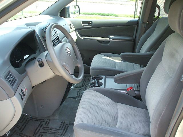 2008 Toyota Sienna SR5 Sport Edition