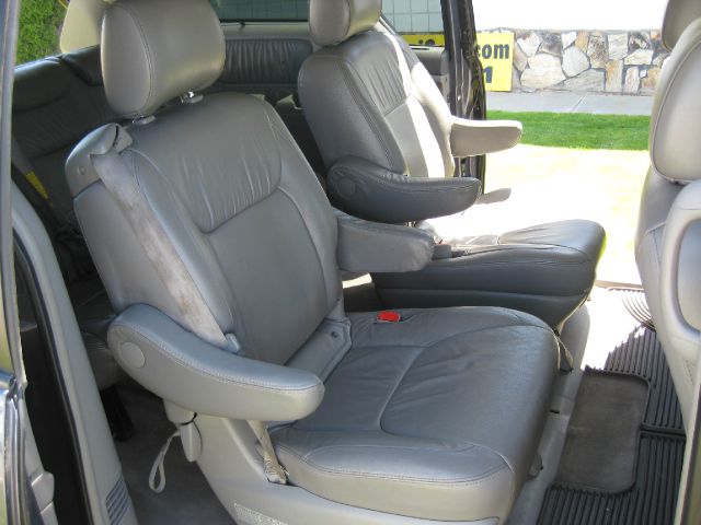 2008 Toyota Sienna SR5 Sport Edition