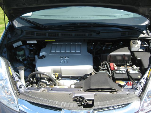 2008 Toyota Sienna SR5 Sport Edition