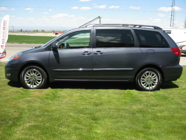 2008 Toyota Sienna SR5 Sport Edition