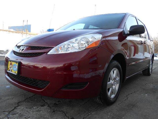 2008 Toyota Sienna SR5 Sport Edition