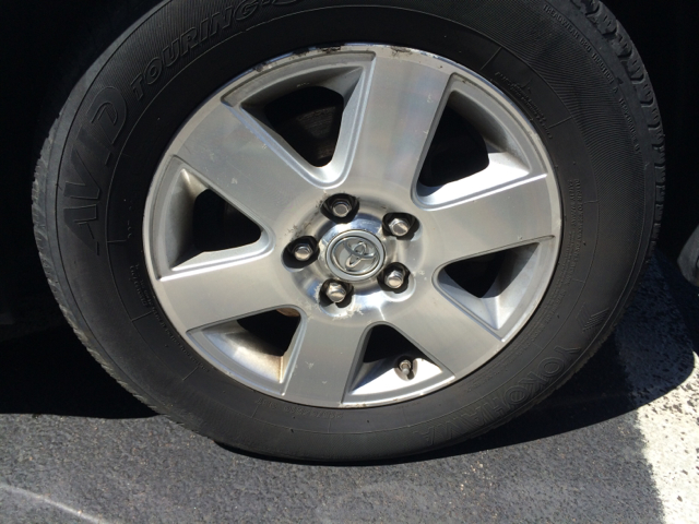 2008 Toyota Sienna XLE Leather Sunroof And DVD