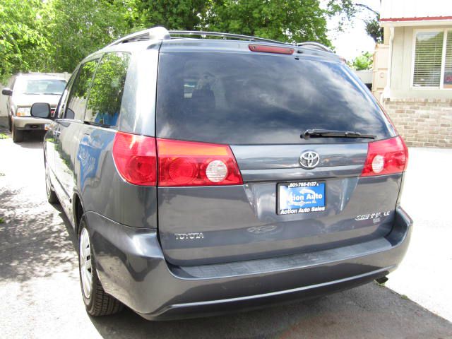 2008 Toyota Sienna 2500 Xtended Cargo Van W. Rack