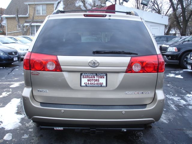 2008 Toyota Sienna SR5 Sport Edition