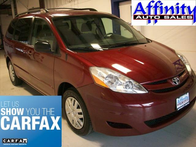 2008 Toyota Sienna X